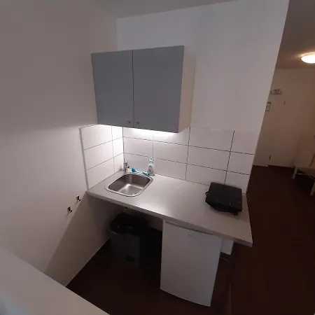 Studio-apartment 105 Im Herzen Von