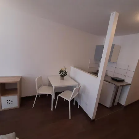 Apartman Studio-apartment 105 Im Herzen Von *